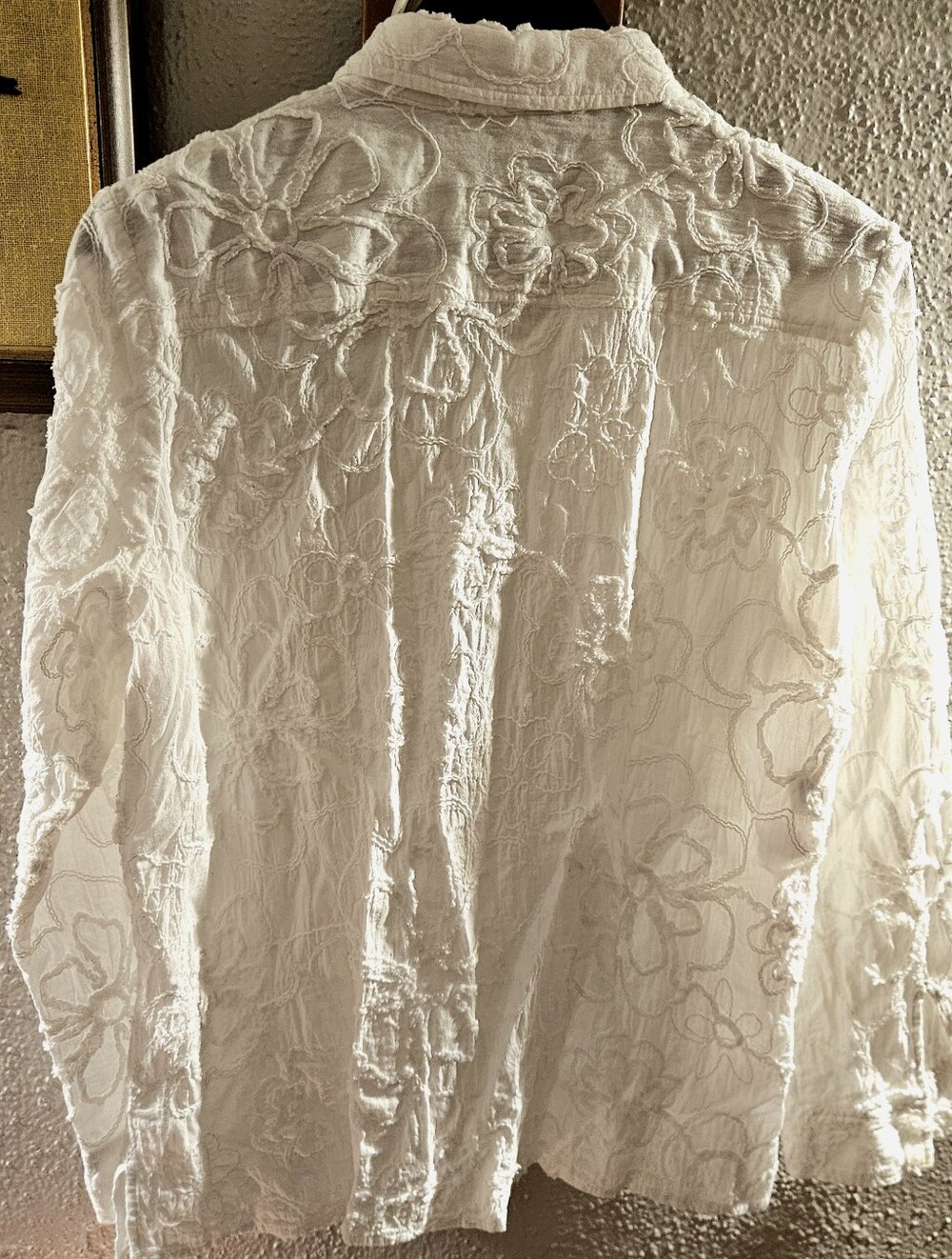 Jones New York white embroidered floral button-up - Picture 4 of 4